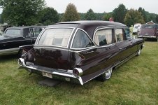 800px-1961_Cadillac_Eureka_Combination_Ambulance-Hearse_(14754645320).jpg