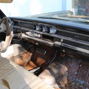 Complete dash, although an era-appropriate tachometer would be a welcome addition.