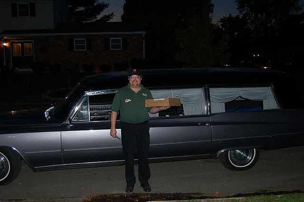 Tony 2005 delivering pizza