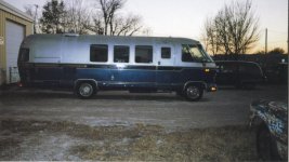 1984 Airstream Chevy Omnibus 2.jpg