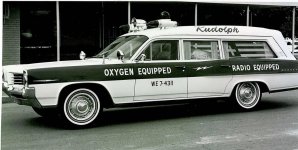 1964 Superior Consort Pontiac ambulance (Rudolph FH, Waxahachie, TX).jpg