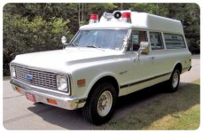 1972 suberban ambulance 2.jpg