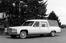 #1   1985 Eureka cadillac Concours d'Elegance landaulet This coach was painted Pale Yellow with .jpg