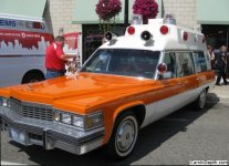 1977-cadillac-ambulance-img_0433_r-550x400.jpg