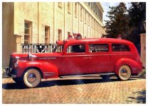 1942 Henny Packard ambulance.jpg