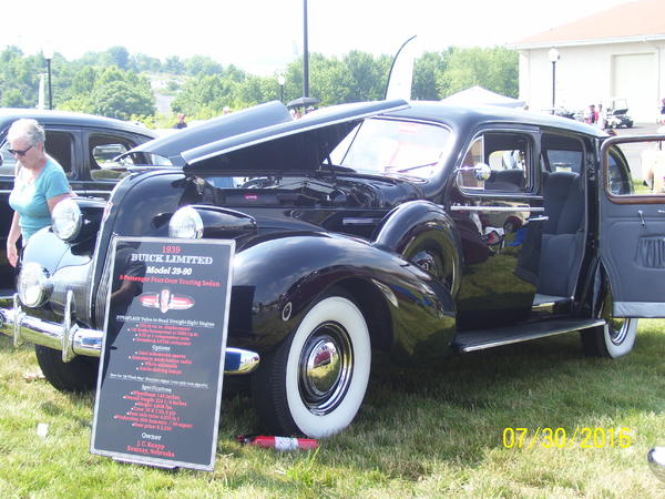 1939 Buick Model 90 Limited on display at BCA 50th anniversary meet in Allentown, PA
