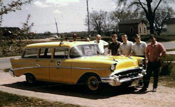1965 with 1957 Amblewagon Ambulance
High School Volunteer Ambulance Group
Tomah, WI