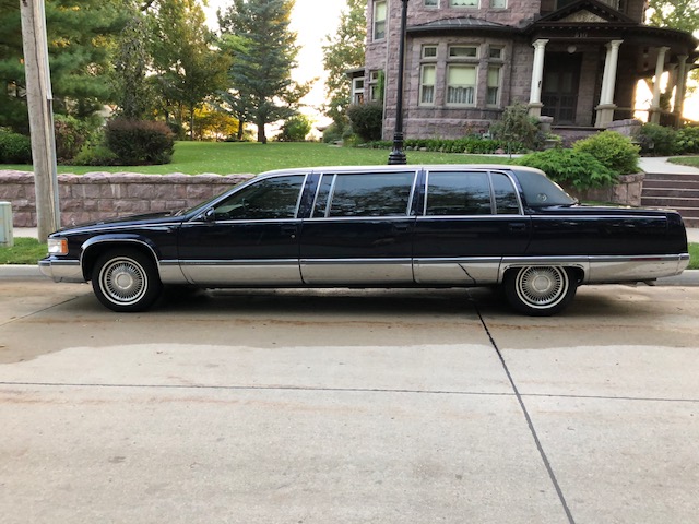 '96 S&S 6-door limo