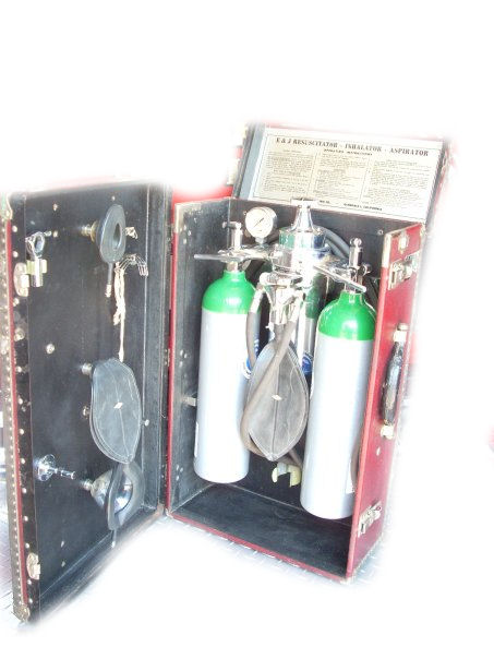 E&J Fox Resuscitator/Inhalator/Aspirator