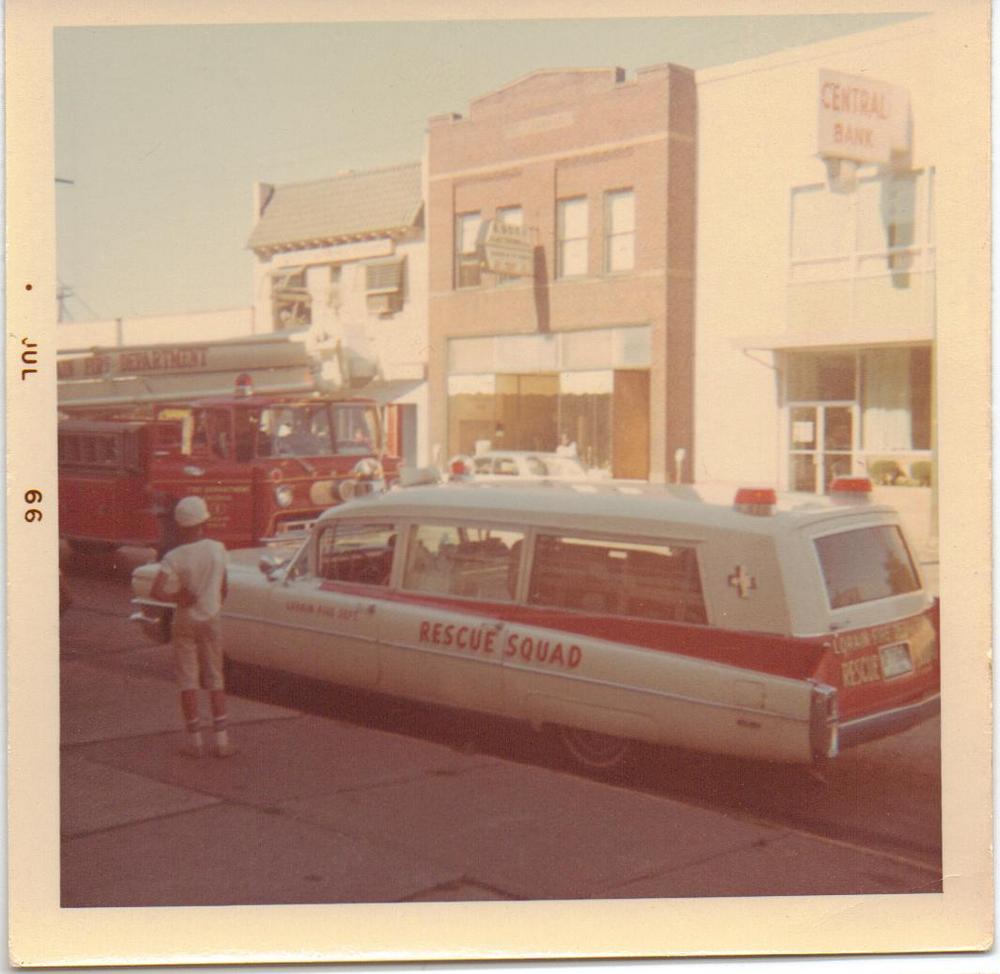 Lorain Fire Department Rescue 21. This is the coach that re[placed the 1962 Ford Seibert. Much noise was made about not buying another Ford. Lorain ha